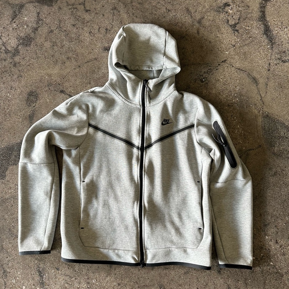 Nike Dark Grey Heather/Black Tech Fleece Full Zip Jacket Size M